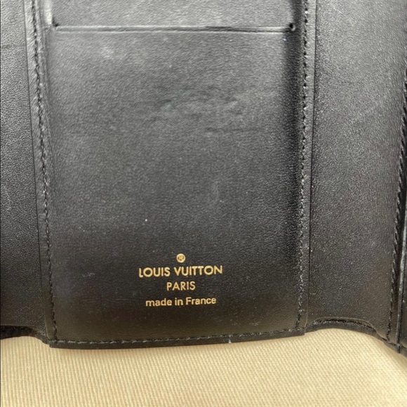 Louis Vuitton wallet - Picture 4 of 8